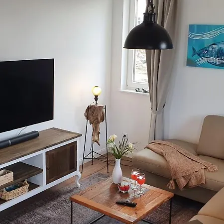 Strandjuwel Holiday home *